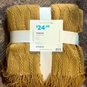 Knitted Throw Blanket